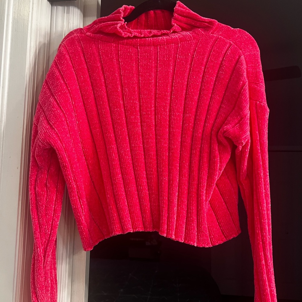Hot pink cropped turtle neck sweater